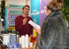 Pepijn Pest geeft uitleg over Chikko Not Coffee.