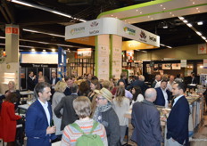 Diverse borrels op donderdagavond, waaronder bij Tradin Organic Agriculture in Hal 5.