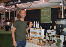 Frank Tillemans stond met zijn bedrijf DeliSouth op Gastvrij Rotterdam. "Ik heb mijn kraam ingericht rond het thema 'druiven'. Zo presenteer ik hele mooie natuurwijnen en breng ik de Lady Orange delicatessen extra onder de aandacht. De jam is voor de horeca nu ook in een pot van 800 gram verkrijgbaar." 