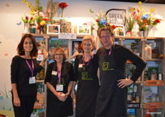 Sascha de Lint, Clara Ten Houte De Lange, Wieneke Schröder en John Machielsen vertegenwoordigden GreenAge tijdens het debuut op Gastvrij Rotterdam. Waar GreenAge altijd nauw samenwerkte met Natudis, zijn nu meer dan 100 GreenAge-producten te bestellen bij Udea.