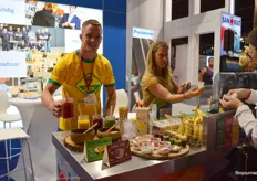 Jelle Wolterbeek van Acai Benelux serveerde hun Smoothie-bowls en smoothies, op basis van biologisch, vegan en fairtrade bevroren fruit.   