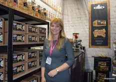 Het Tilburgse bedrijf Hoppe bakt sinds ongeveer een half jaar biologische koffiekoekjes. "Een doos bevat 150 koekjes. We hebben de varianten hazelnoot, vanille, specerijen en kaneel", vertelt Marleen Schultz.