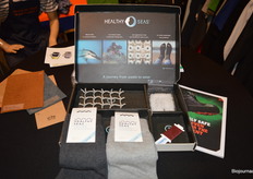 Deze sokken zijn van visnetten gemaakt. 