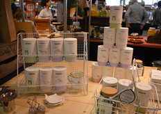 "Ik heb heel bewuste keuzes gemaakt in het ontwerp. Zo is het theezakje van soilon gemaakt, het kan in zijn geheel op de composthoop na gebruik."