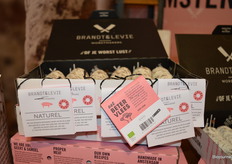 "Ook hebben we het label dat aan onze biologische worst hangt, vernieuwd."