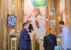 Bettinehoeve was aanwezig met een breed assortiment, waaronder verschillende geitenkazen. 