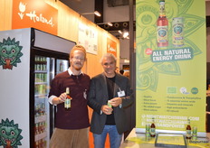 En een andere deelnemers aan het Holland Paviljoen: Nightwatch. Links Daniël Hazewindus en rechts Dave Rossen. Daniël: "Nightwatch is een biologisch extreme-energy drank met als hoofdingrediënt Guayusa. Guayusa is een cafeïnehoudend blad uit de Ecuadoraanse jungle. Het wordt op smaak gebracht met enkel natuurlijke ingrediënten." 