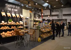 De hele dag door konden bezoekers bij Zonnemaire terecht voor allerlei brood- en banketproducten.