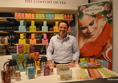 Rob van Dijck (De Eng BV) presenteerde Shoti Maa-thee bij Mannavita.