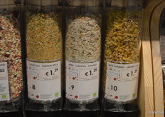 Deze 'instant' maaltijden zijn, zoals we gewend zijn van IDorganics, ook in tapsilo's beschikbaar.