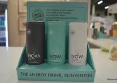 De drie verschillende energy drank smaken van Nova Organic Energy. Deze dranken hebben geen negatieve invloed op het lichaam en worden met plantaardige ingrediënten gemaakt.