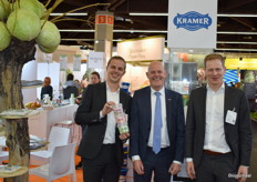 Zeger Groot, Gerrie Groot en Dirk Kramer. Voor het eerst op de Biofach voor het promoten van gefermiteerde topics.