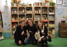 Sylvia van Mourik, John Machielsen (GreenAge) en Lenneke Pors-Schot (Biojournaal).