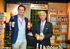 Thomas de Groen en Jan van Kempen van Van Kempen Fruitsappen. Sinds dit jaar een nieuwe lijn met smoothies.