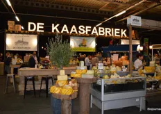 De Kaasfabriek pakte weer groots uit. Ze verwijzen ook naar de aanstaande verhuizing. Vanaf 25 oktober zal De Kaasfabriek te vinden zijn op de Steinhagenseweg 8 in Woerden.
