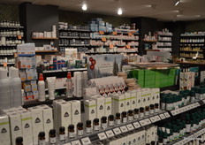 Een blik in de nieuwe gezondheidswinkel.