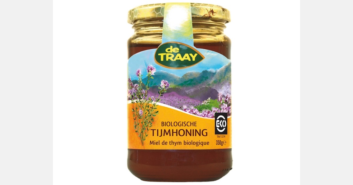 Organic thyme honey is fresh in the tee tray