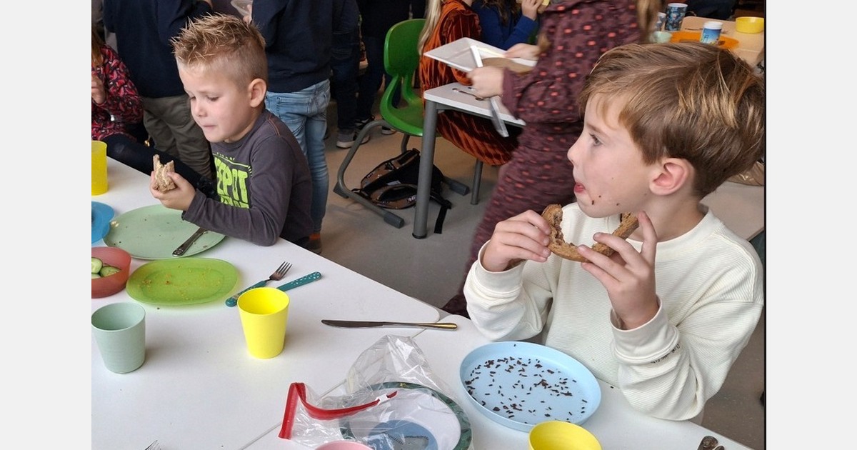 Basisschoolleerlingen in Heino genieten van jaarlijkse biologische lunch