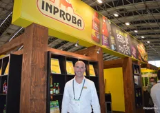 Mario van Stijn namens Inproba. Ook daar merken ze veel van de vega en minder suiker trends. 