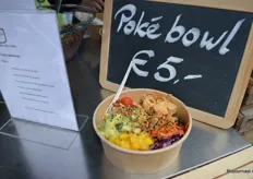 Op het menu: een goed gevulde Poké bowl. 