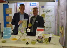 Willem den Boer en Patrick Overeem bij avocadoverwerkingsspecialist Salud Food Group.