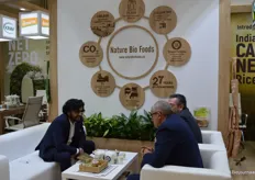 Rohan Grover bij Nature Bio Foods. Dit Indiase bedrijf heeft een dochteronderneming op de Maasvlakte en exporteert daarvandaan producten die van tienduizenden boeren afkomstig zijn.