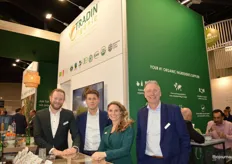 Bij Tradin Organic Agriculture: Tom Wiegmans, Loek Vesters, Yvonne Titarsole-Kresinger en de nieuwe CEO Bas van Driel, die op 1 september 2022 Gerard Versteegh opvolgde.