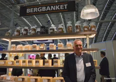 Peter van den Berg vertelde bij Bergbanket dat steeds meer klanten vragen naar producten met meer vezels en lager in calorieën. "Op productniveau zijn er dus zeker wat innovaties te melden." 