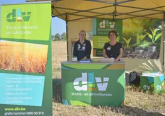 DLV geeft advies voor land- en tuinbouw. Daarnaast zijn zij ook een accountskantoor. Links: Astrid Janssens, rechts: Carla Siongers. 