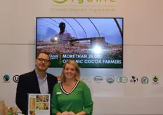 Mark Bolier en Carmen Gerritsen van Tradin Organic. Het nieuwste product is avocado olie en wordt in Ethiopië geproduceerd. De totale avocado wordt gebruikt, het vruchtvlees voor olie en de pit voor speciale pit-olie. Het restafval wordt door lokale boeren als veevoer gebruikt.