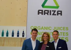 Ruud van Gemert, Fransje de Kimpe en Mark Snijders van Ariza. Ariza is al meer dan 28 jaar expert in biologisch fruit concentraat voor sappen.