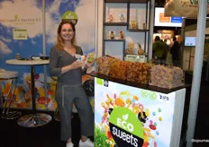 Meeke Janssens van The Organic Factory B.V. toonde de vernieuwde productlijn van Eco Sweets. "De nieuwe look is heel positief ontvangen." 