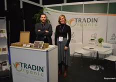 Gabriele Giancardi en Fenna Speerstra stonden namens Tradin Organic Trading op de beurs. 